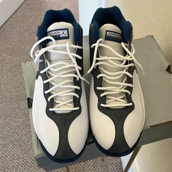 Jordan Jumpman Team 1 men’s 12 - Picture 3 of 7